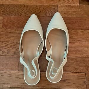 Size 8 1/2 Mallorca Off White Flats